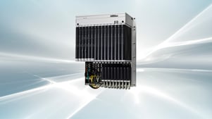 HIMA_PRO_HIMax_X15Rack_seitlich_Herofond_300