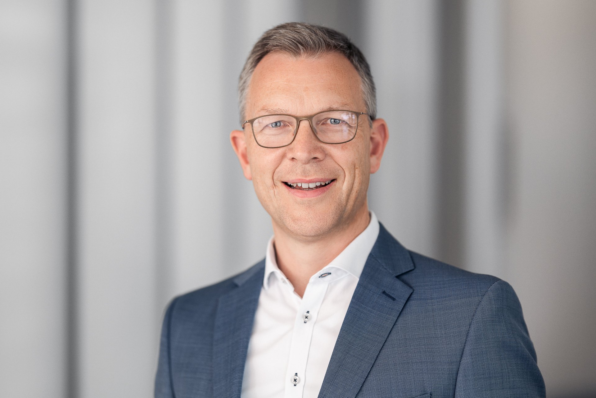 Image2-Image-HIMA-Joerg-de- la-Motte